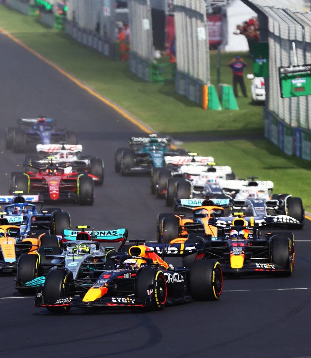 VipRadioOnline.fr 📻 tweet media