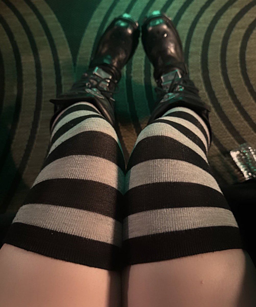 suko 👼🏻💗 bday subathon live!!! tweet media