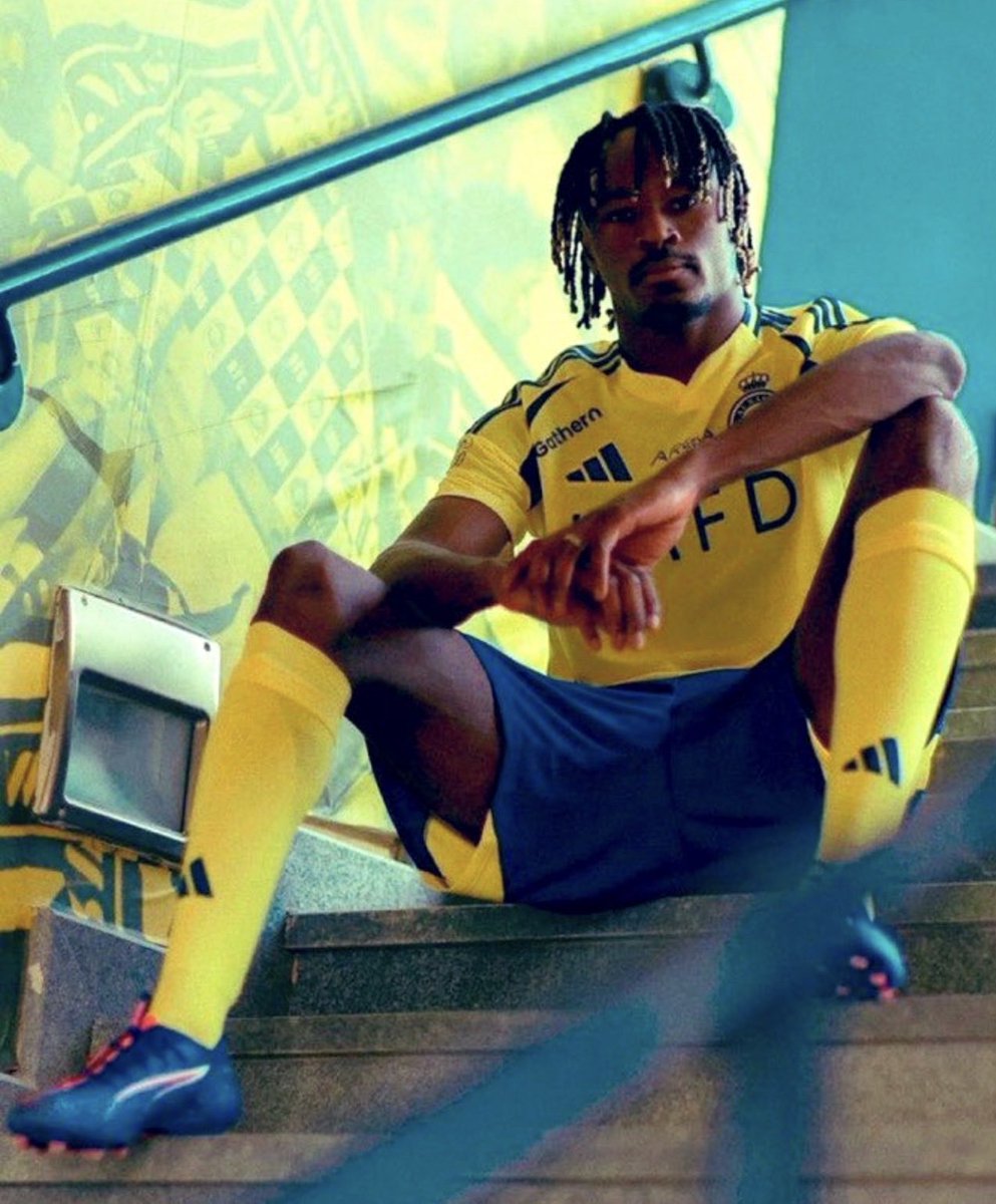 الف الف مبروووك 💛💙

صدارة بس 💛💙