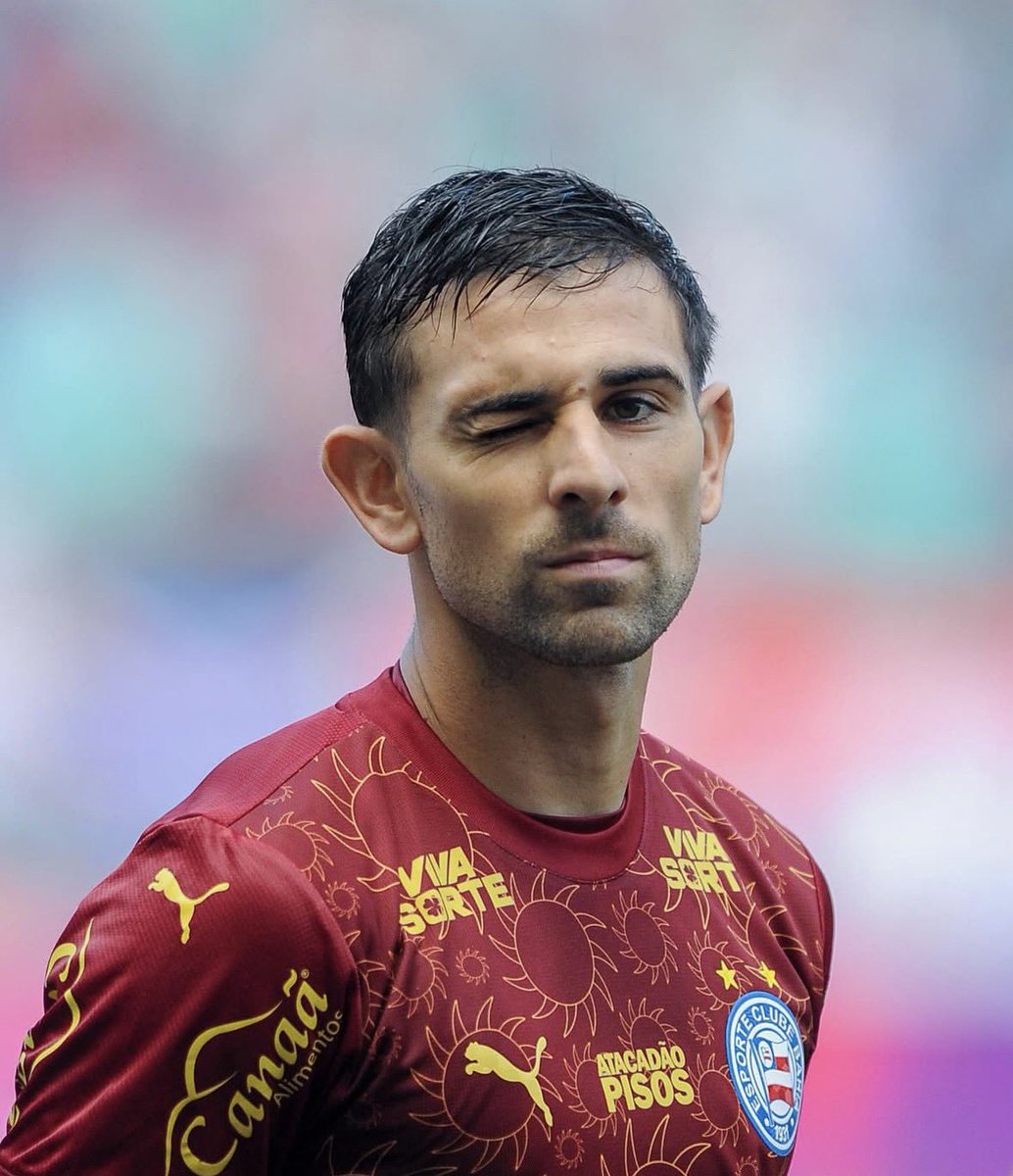 Se você não concorda que esse homem é o responsável pela virada de chave do Bahia neste segundo tempo, ainda não entendeu o jogo.