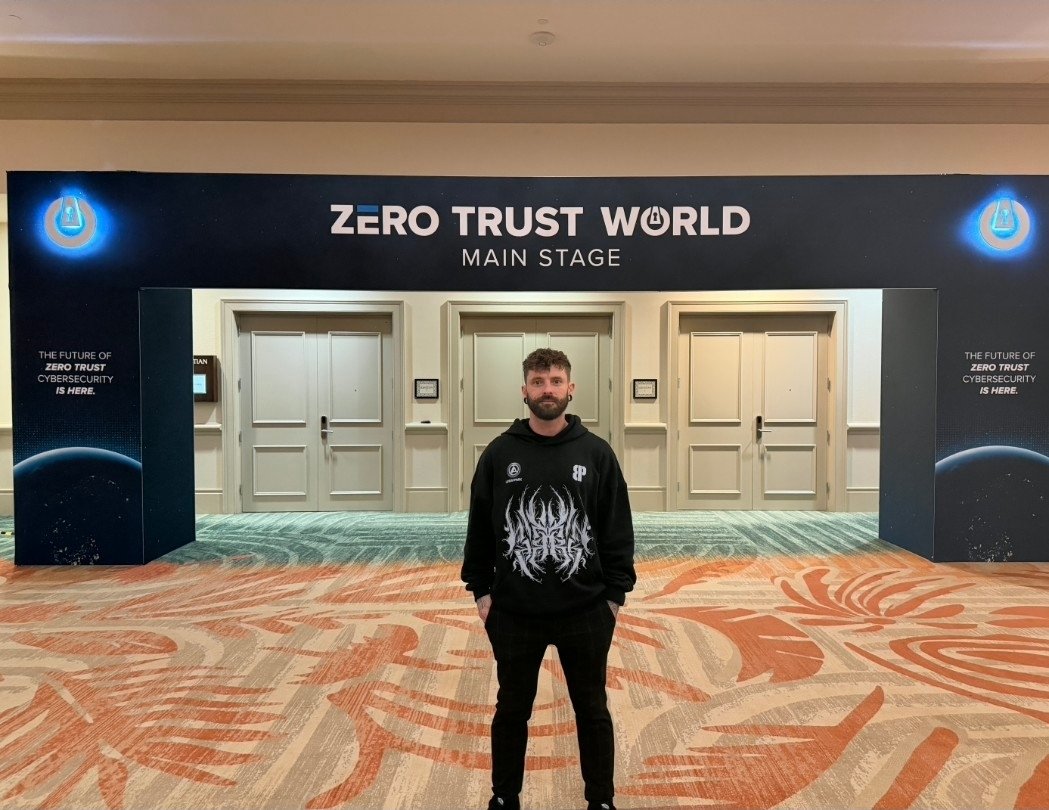 I am Jakoby tweet media