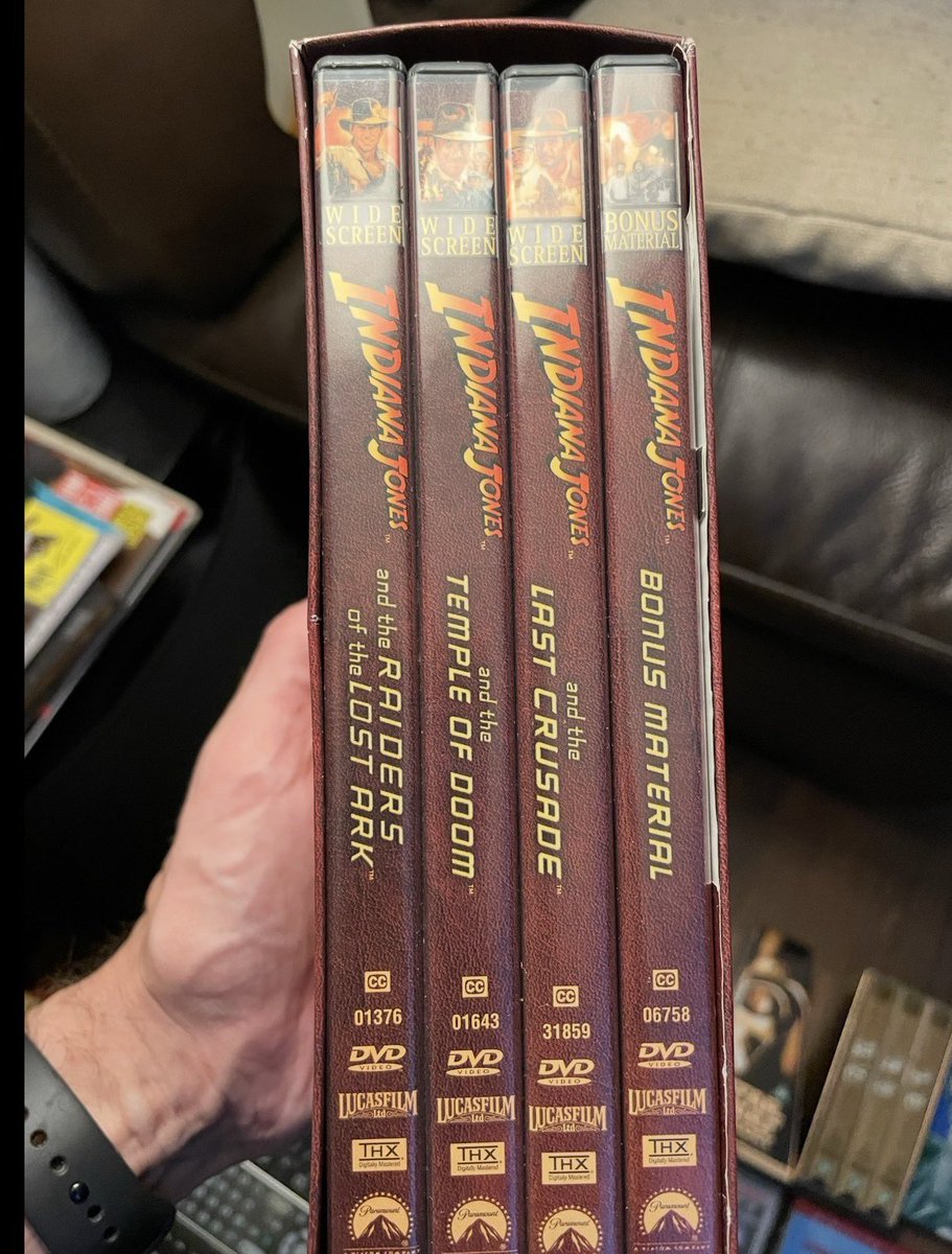 the4kCollectivE's tweet photo. Absolutely love Raiders of the lost ark. Here’s a few from the collection.
Post 2/3
#RaidersOfTheLostArk #IndianaJones #LD #Laserdisc #DVD #BluRay #UHD #4K #BetaMax #VHS https://t.co/DT4rkcYb9p