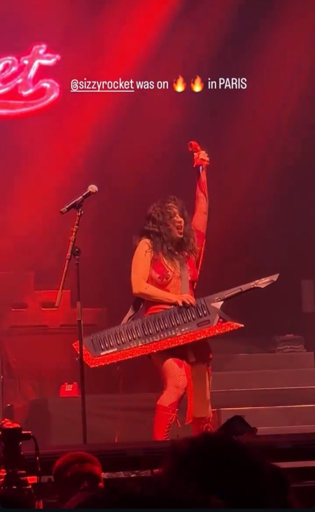 maddison is running running running🌄🦋💙 tweet media