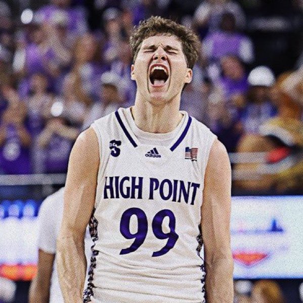 Ryan Hammer🔨 tweet media