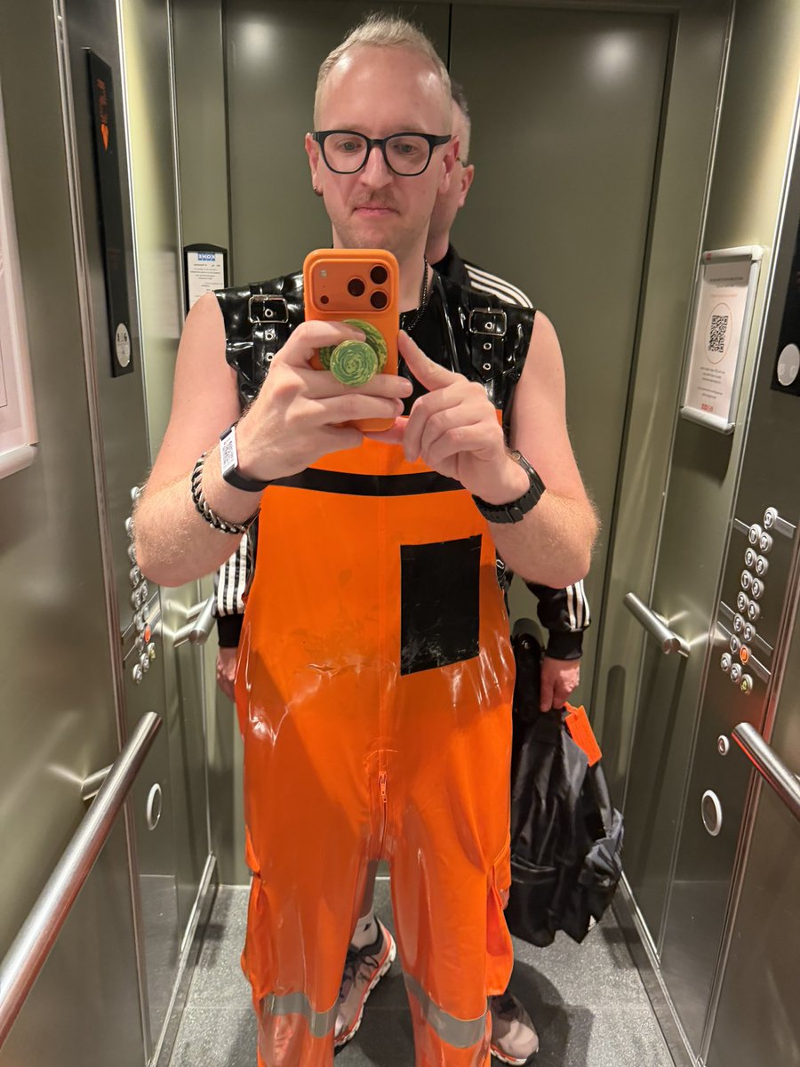 rubnrave tweet media