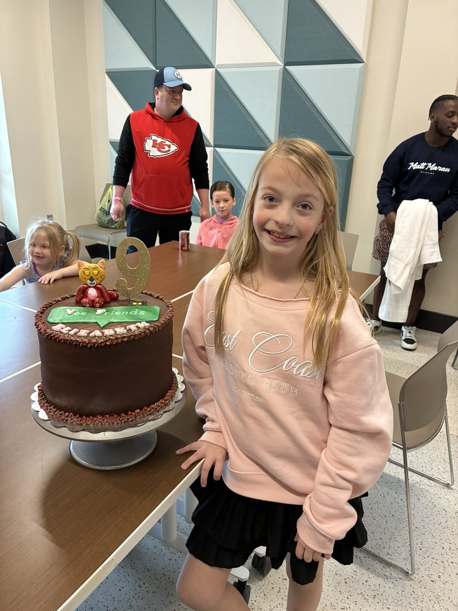 LauraK3617 tweet media