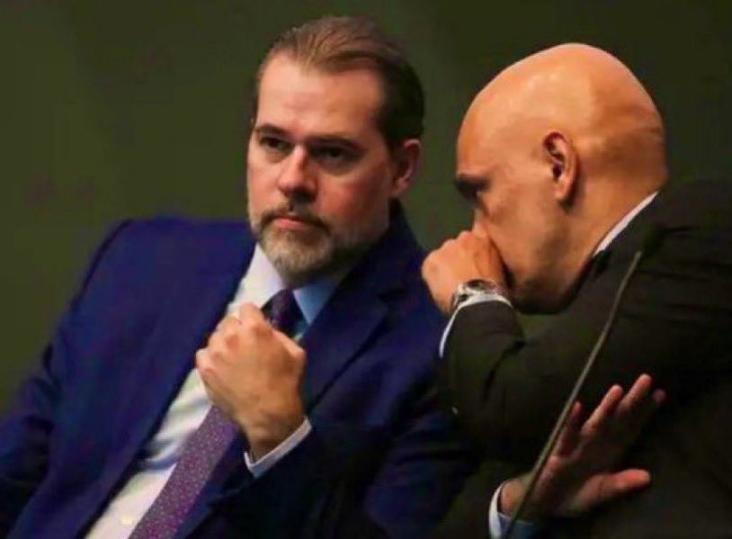 🚨URGENTE - Senador Alessandro Vieira anunciou que já tem 17 assinaturas para a CPI que vai investigar Toffoli e Alexandre de Moraes nas suas relações com o caso Master; 27 são necessárias