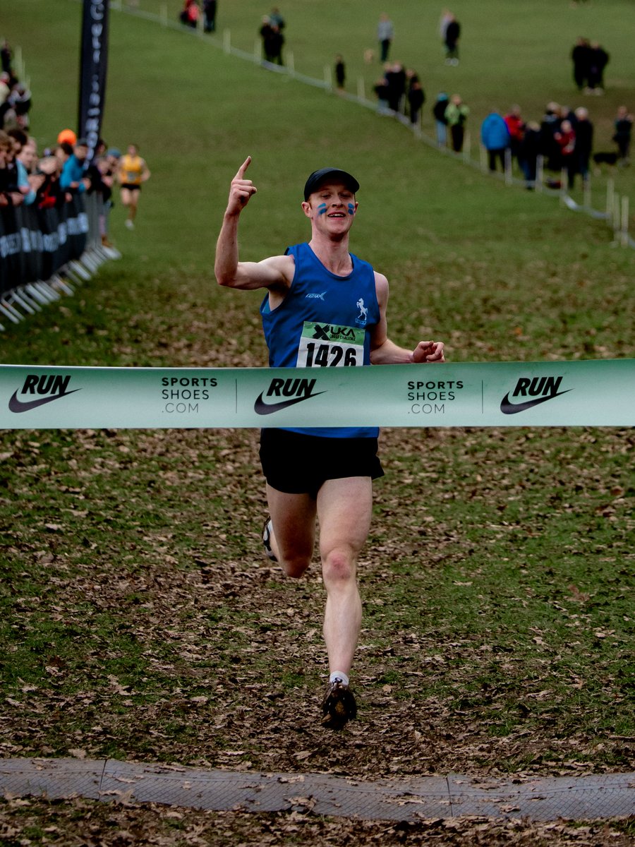 AthleticsWeekly's tweet photo. 🏆 UKA Inter Counties Cross Country men's champion 🏆

🥇 James Kingston (29:15 - 10km) 
🥈 Jacob Cann (29:32) 
🥉 Richard Slade (30:02) 

📸 Graham Smith / @sportsshoes_com https://t.co/ieds6BQqFX