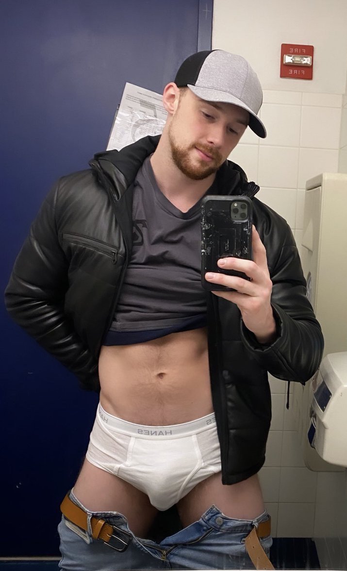 Mr. Right will surprise me with selfies like this throughout the day.