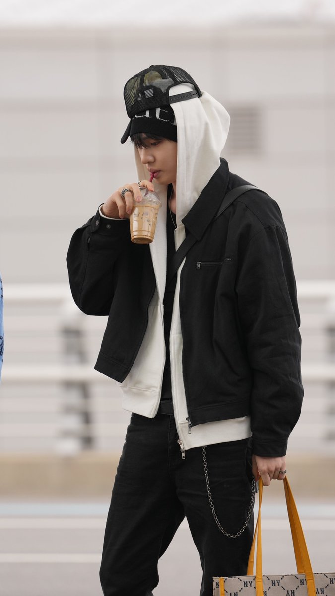 smts708's tweet photo. 260306 ICN #DAVIN #다빈 #XODIAC #소디엑 https://t.co/0wAihEYD2t