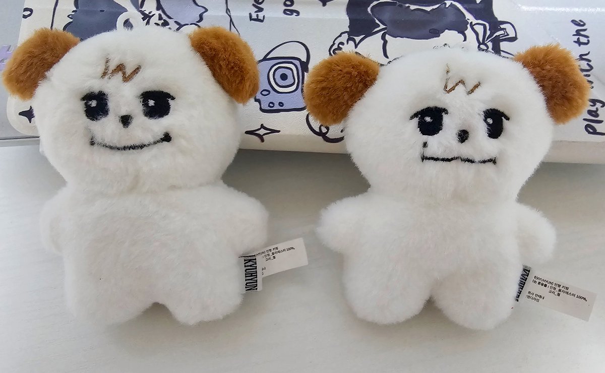 뭔가 다른 거 같은데...? ㅎ 
생일 축하 우리 애기야🥺