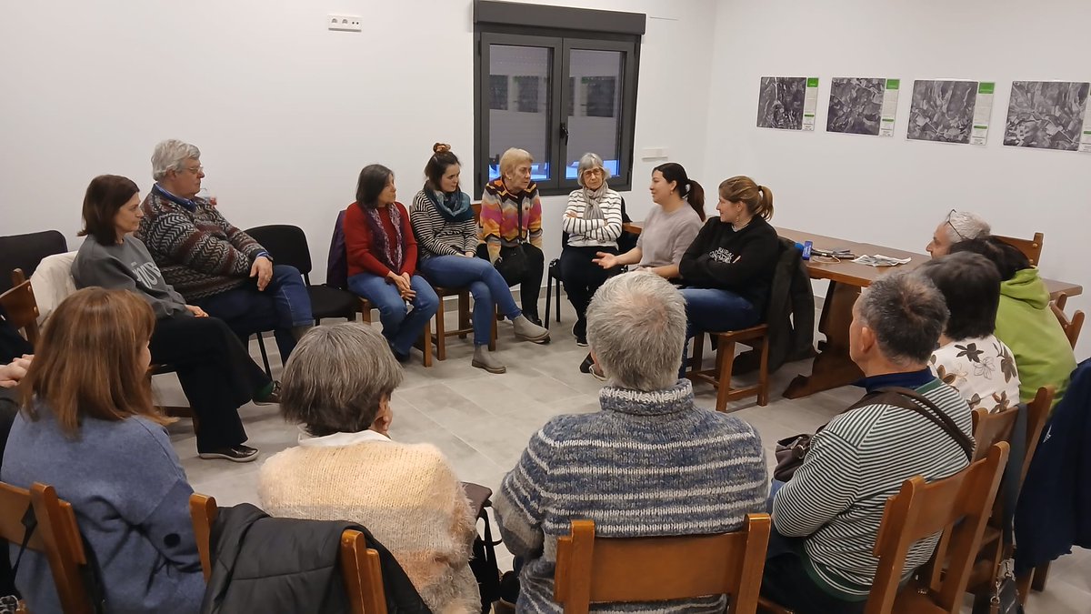 AcoaAke's tweet photo. Tejiendo comunidad en #Kuartango 🟣 #8M Testimonio de una vecina de origen colombiano
Komunitatea ehuntzen Kuartangon 🟣 #M8|ko inguruko Kolonbiako bizilagun baten testigantza
Sta. Eulaliako📍 #Marinda|ko #kontzejua
@Kuartango_Udala @AnanakoKuadrila #Araba #Alava https://t.co/qCNtqkJyLe