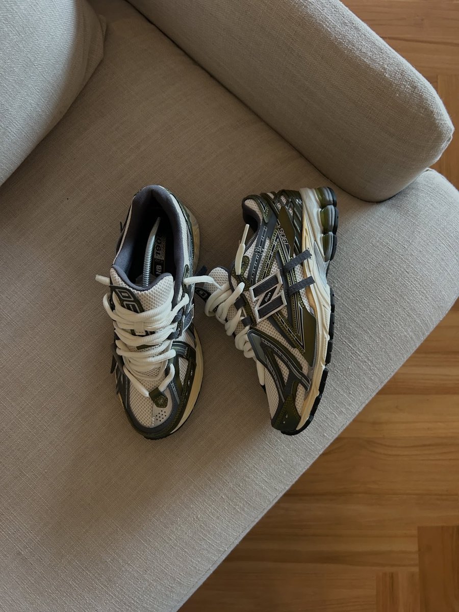 tenislinks's tweet image. 🫒 New Balance 1906R “Olive”.