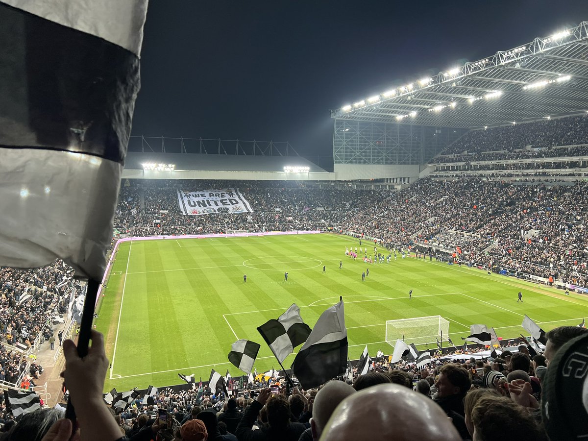 Ross ⚫️⚪️ tweet media