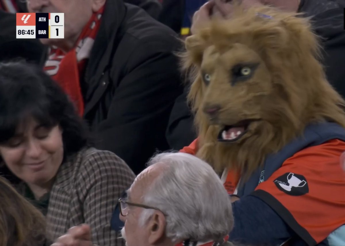 SsynicalFCB tweet media