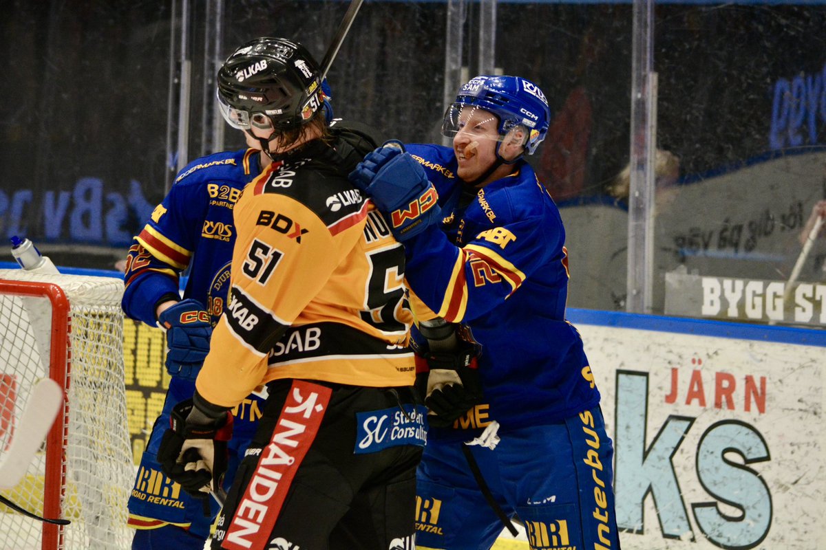 fritidsgårdens hela fotoalbum tweet media