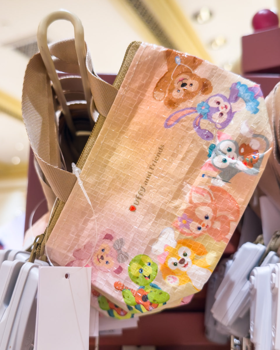 デッカイバッグ♡ダッフィー 香港ディズニーランド ダッフィー&フレンズデザインのショッピング