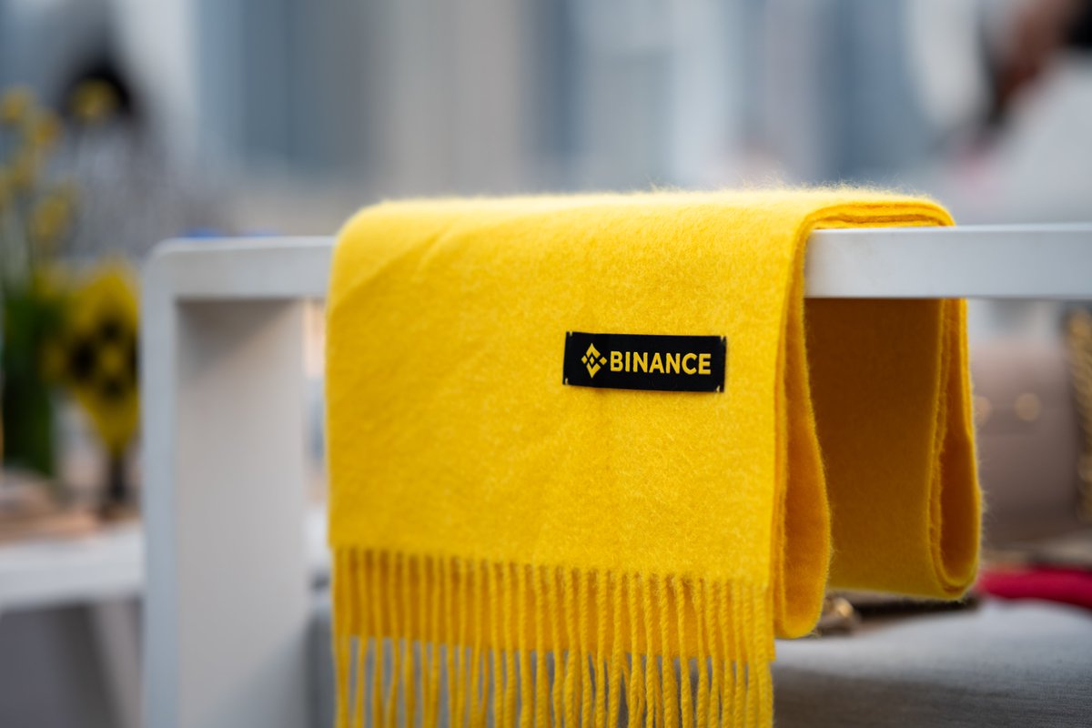 Binance tweet media