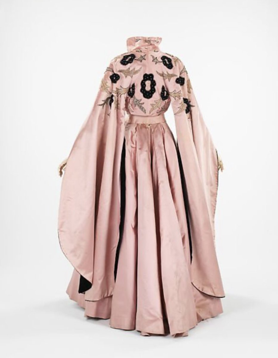 Dr Kate Strasdin tweet media