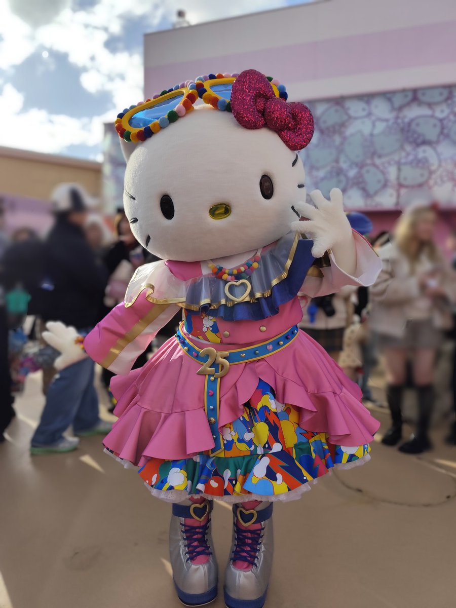 おはようございます✨️日曜日〜😆 今日もユニバだぁ〜✊️ はいっ