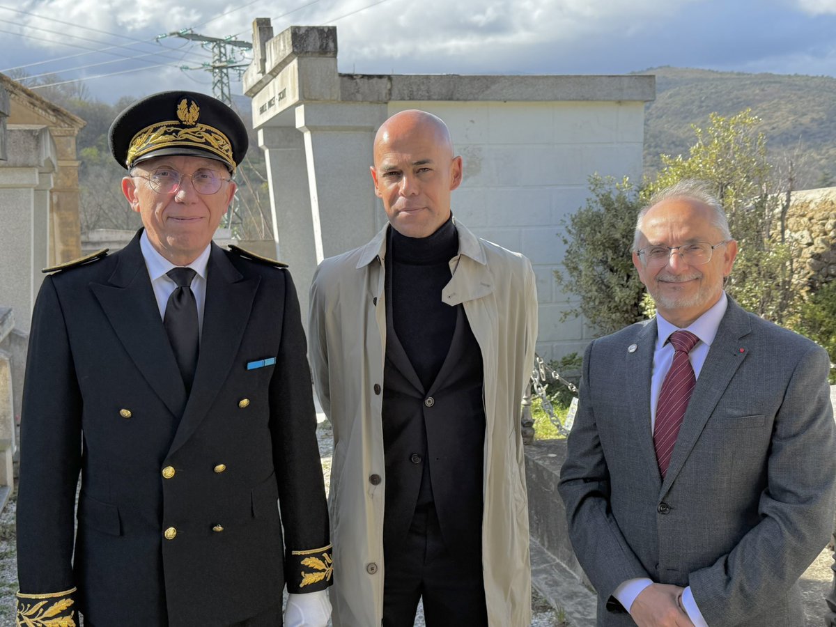 Michaël Iancu-Hertzenberg tweet media