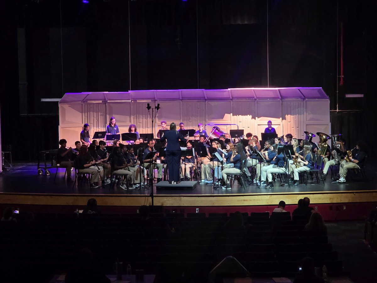 Woodlands Middle School tweet media