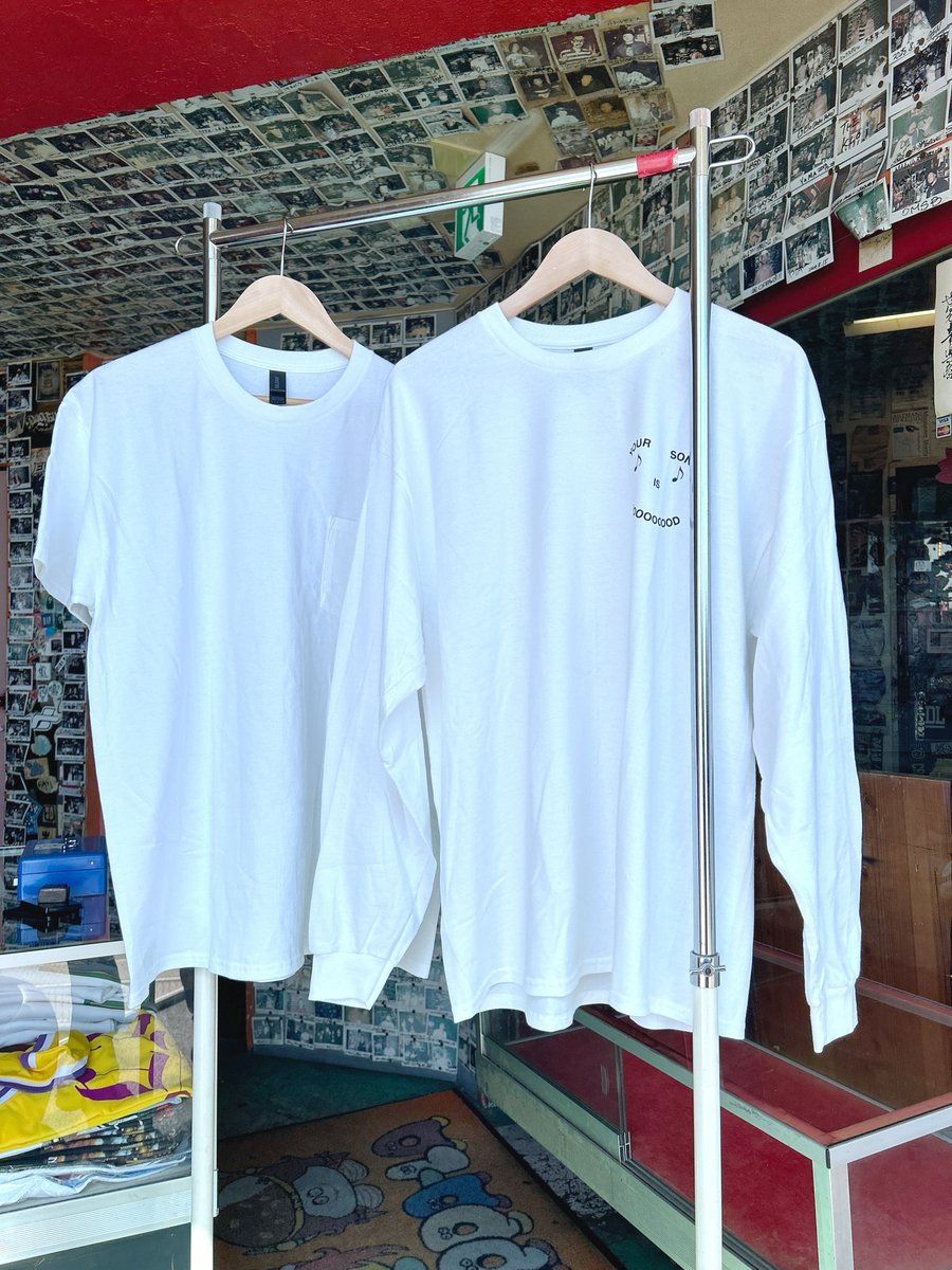 YSIG's tweet photo. 販売グッズのご紹介です💥

Smile L/S Tee😎
Price: ¥5,000
Size: M / L / XL / 2XL

YOUR SUNSET IS GOOD Tee🌇
Price: ¥3500
Size: M / L / XL / 2XL

その他デッドストックの販売も！
ぜひお買い求めください！！！ https://t.co/UL5QQMxMyb