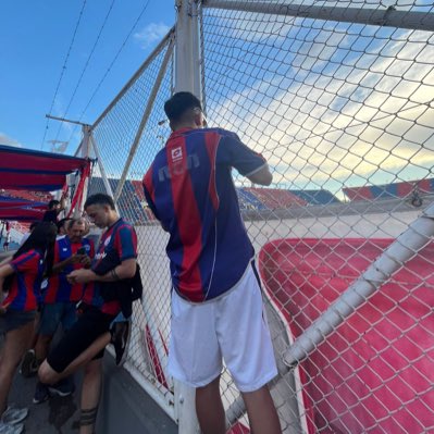 fedeSL_'s tweet photo. #NuevaFotoDePerfil https://t.co/7QCA53z1xP