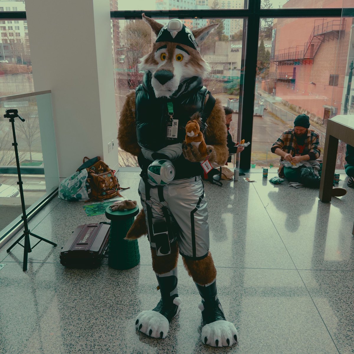 switch — 𐂂 tweet media