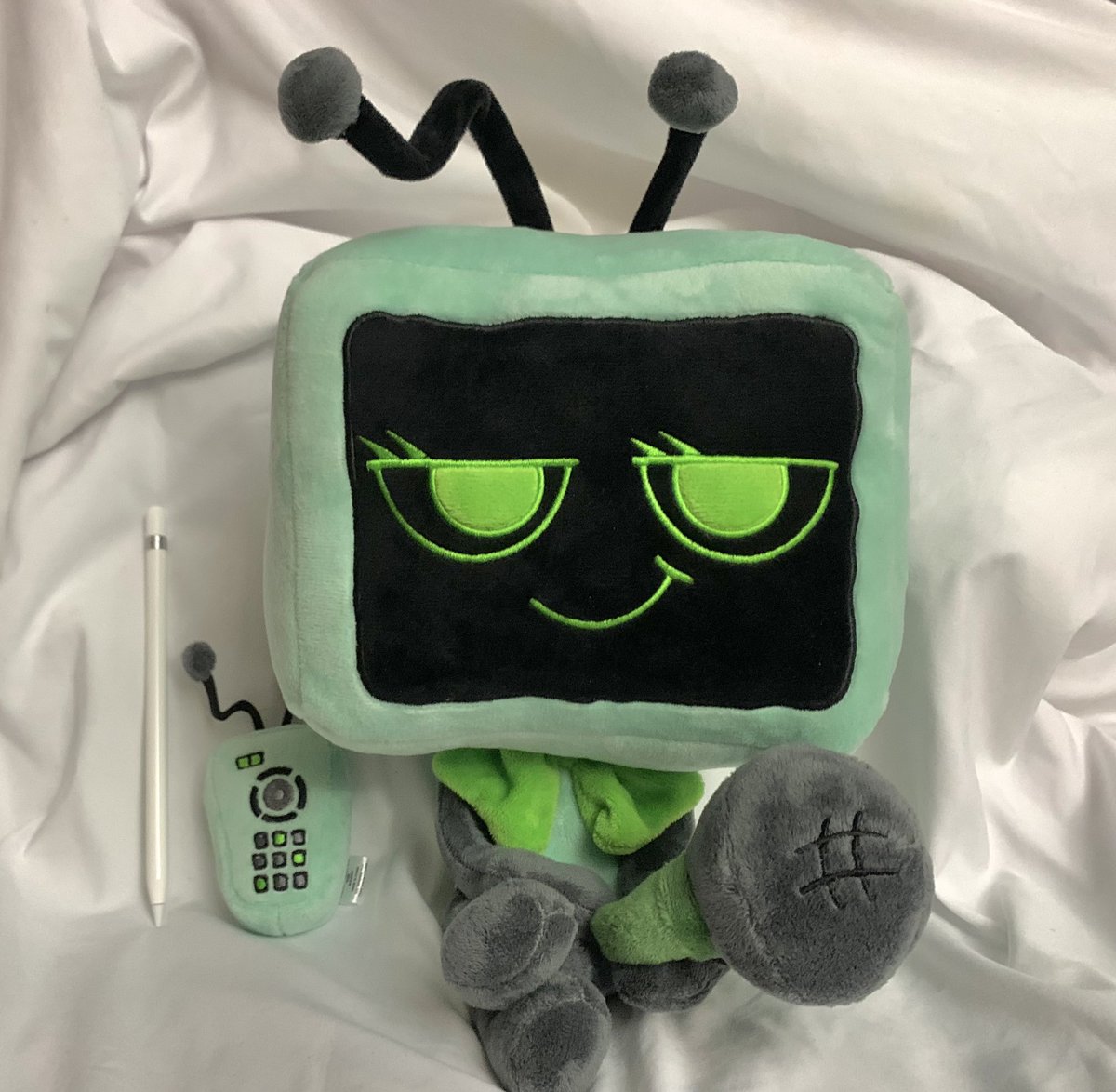 Laster👀 tweet media