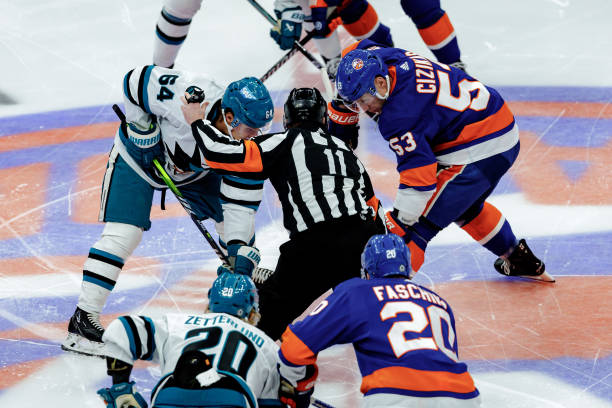 ScoutingTheRefs's tweet photo. Islanders vs. Sharks
Referee: Kelly Sutherland #11
Referee: Graedy Hamilton #41
Lines: Shawn Oliver #66
Lines: Brandon Gawryletz #64
https://t.co/Ptl4YFKeDA
#Isles #TheFutureIsTeal #NYIvsSJS #NHL #Islanders #Sharks #SJSharks https://t.co/jiKjcKqScF