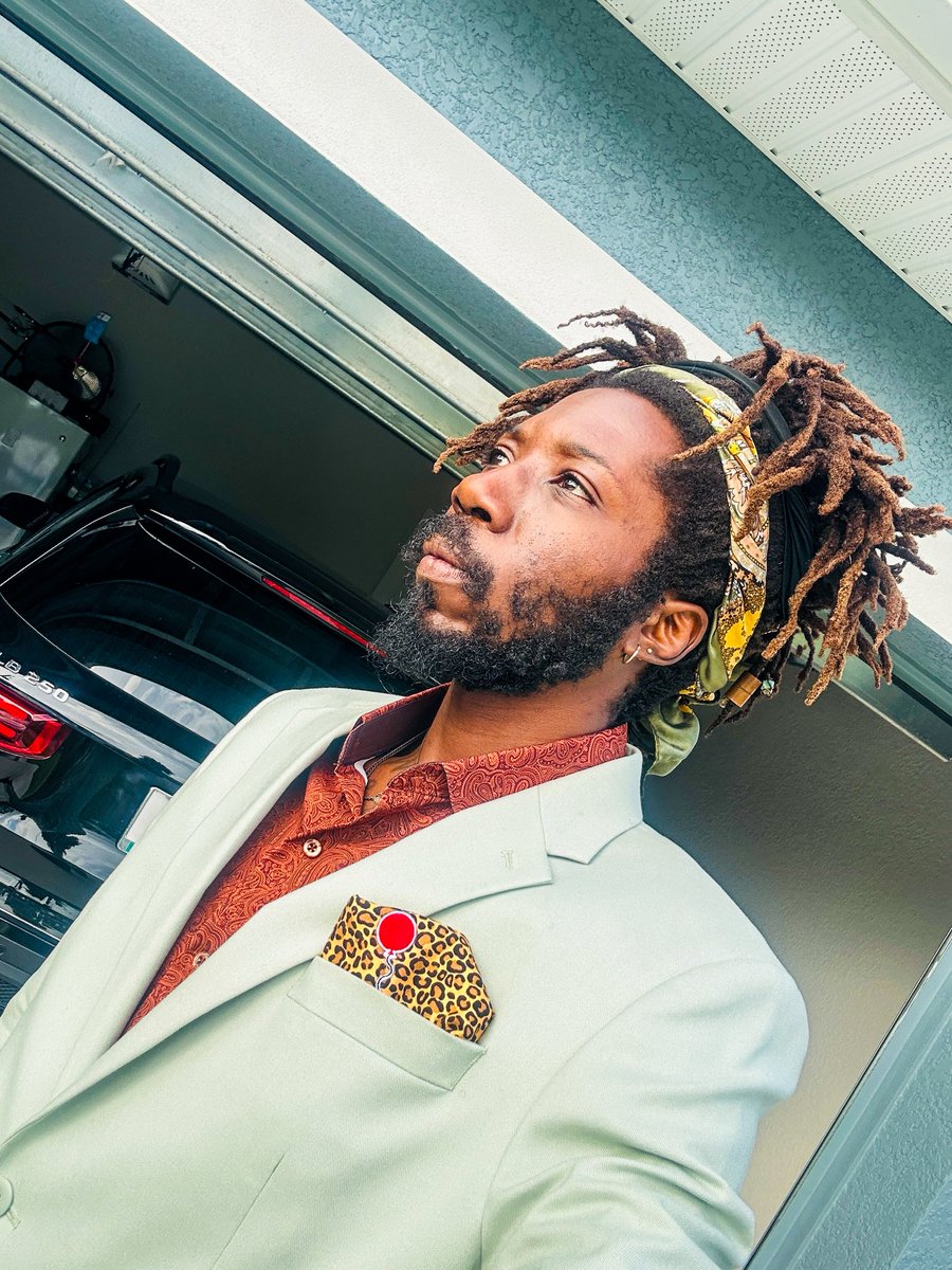 Kj Myers LowLi 1 🎈 tweet media