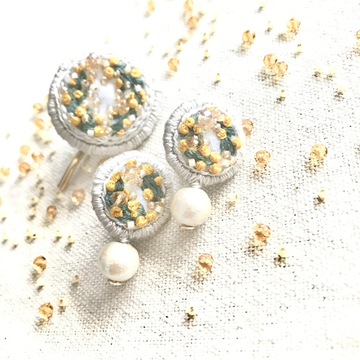 #ミモザの日　

ミモザの刺繍アクセサリーたち💛💛💛

minne.com/items/22061828 
minne.com/items/22202170 
minne.com/items/22202072 
minne.com/items/21914097 
#刺繍アクセサリー #ビーズ刺繍 #ミモザ刺繍 #ハンドメイドアクセサリー #手刺繍 #minneofficial #minnecom #ミモザ #プレゼント #刺繍