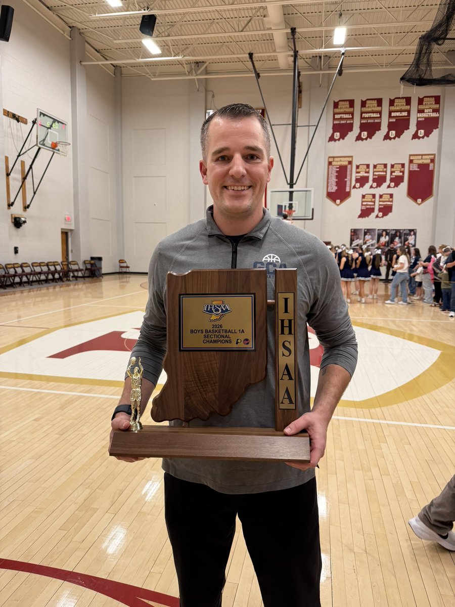 Tony Adragna tweet media