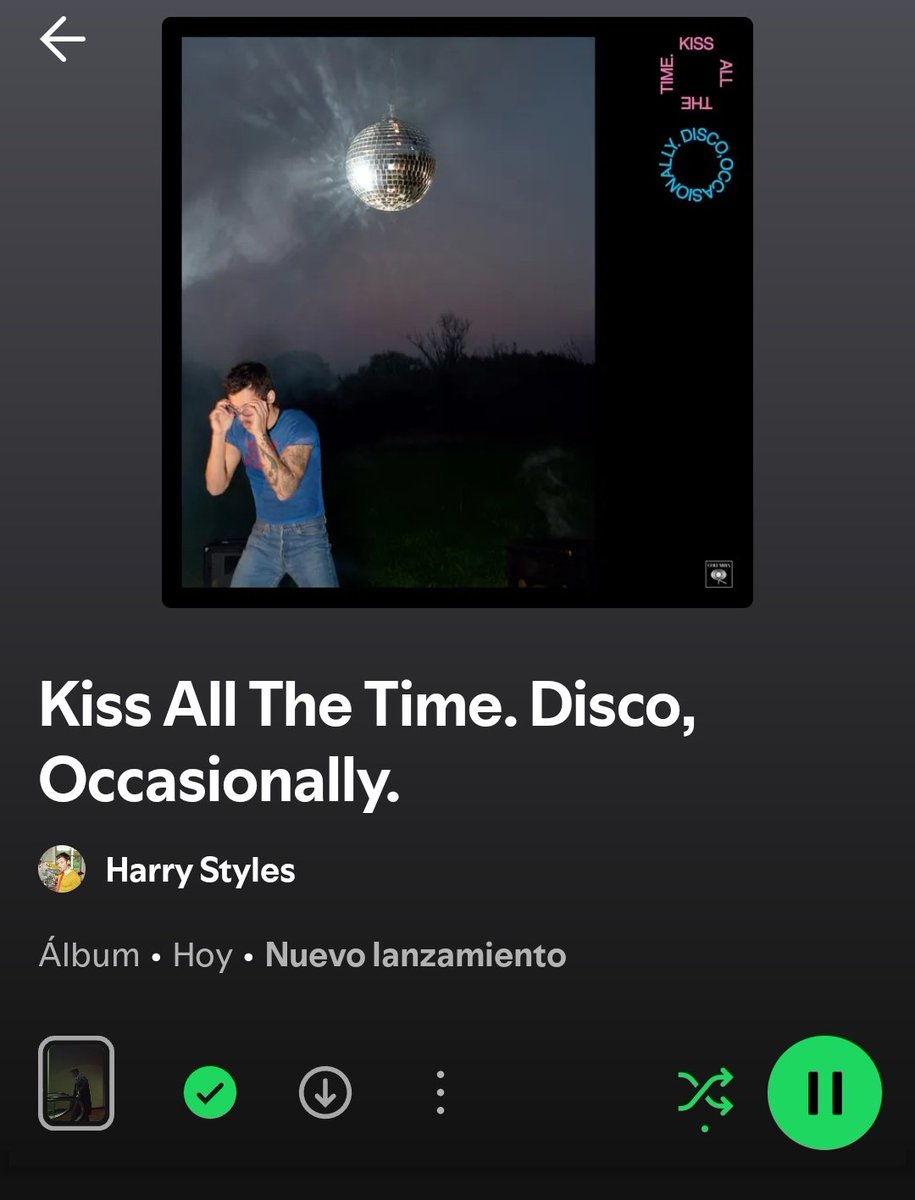 MichS1116's tweet photo. A las que no les gustó el albúm todo bn? 🤨
Les daremos otra oportunidad, vayan a reproducirlo todo de nuevo y entiendan la vibra pls. 💃🏽
#harrystyles #KissAllTheTimeDiscoOccasionally https://t.co/zqTsX4Yviz