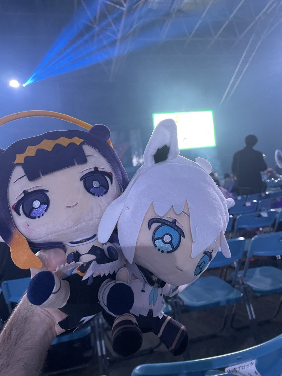 #hololivefesEXPO26_DAY3
Ready to cheer on everyone in Stage 4!!!
IKZ!!!!!!