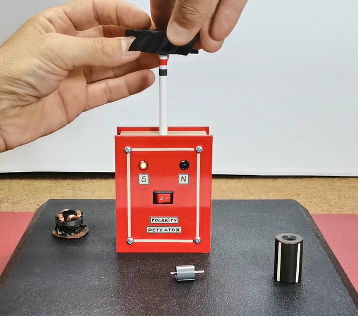 maker.io tweet media