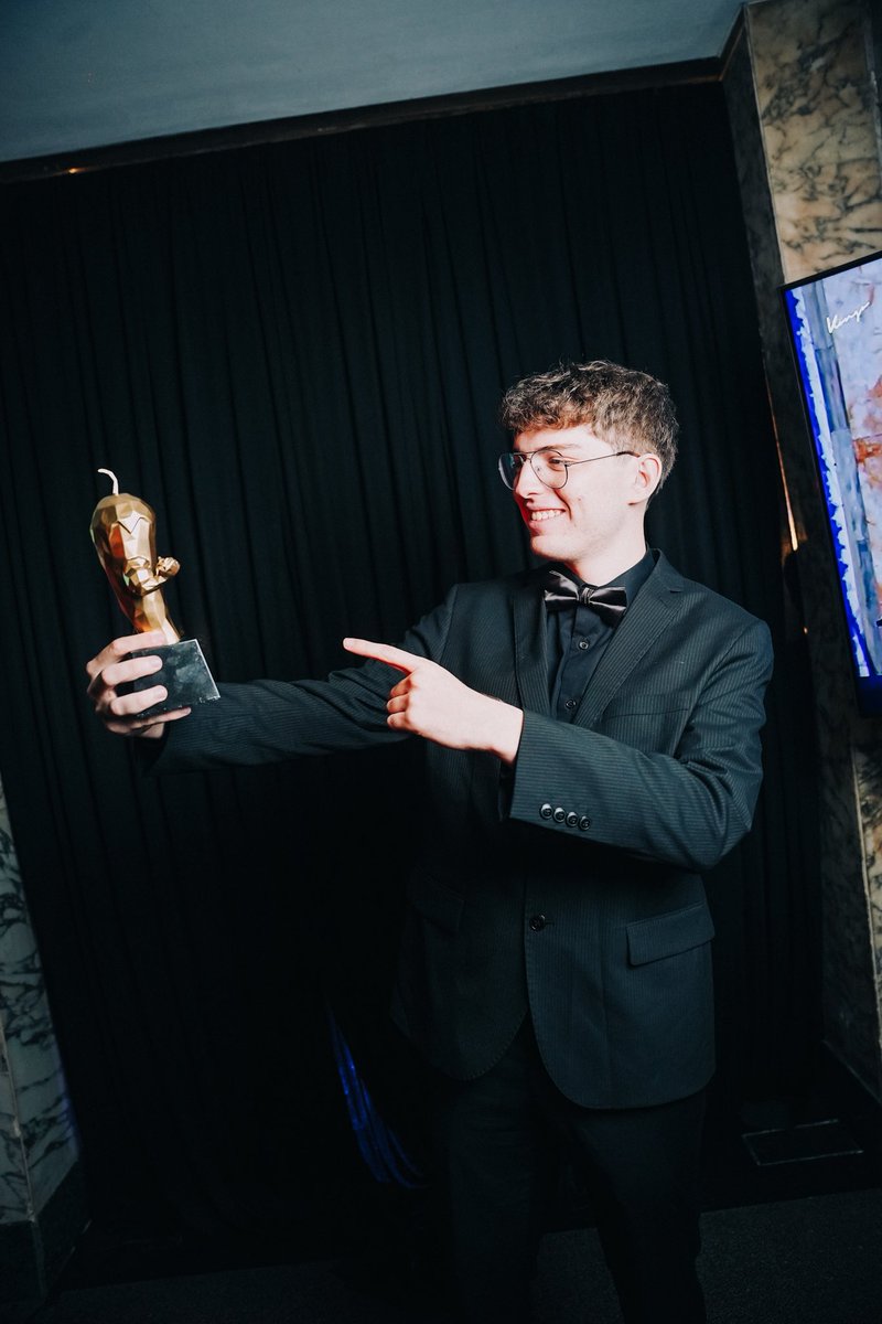 Coscu Army Awards 🏅 tweet media