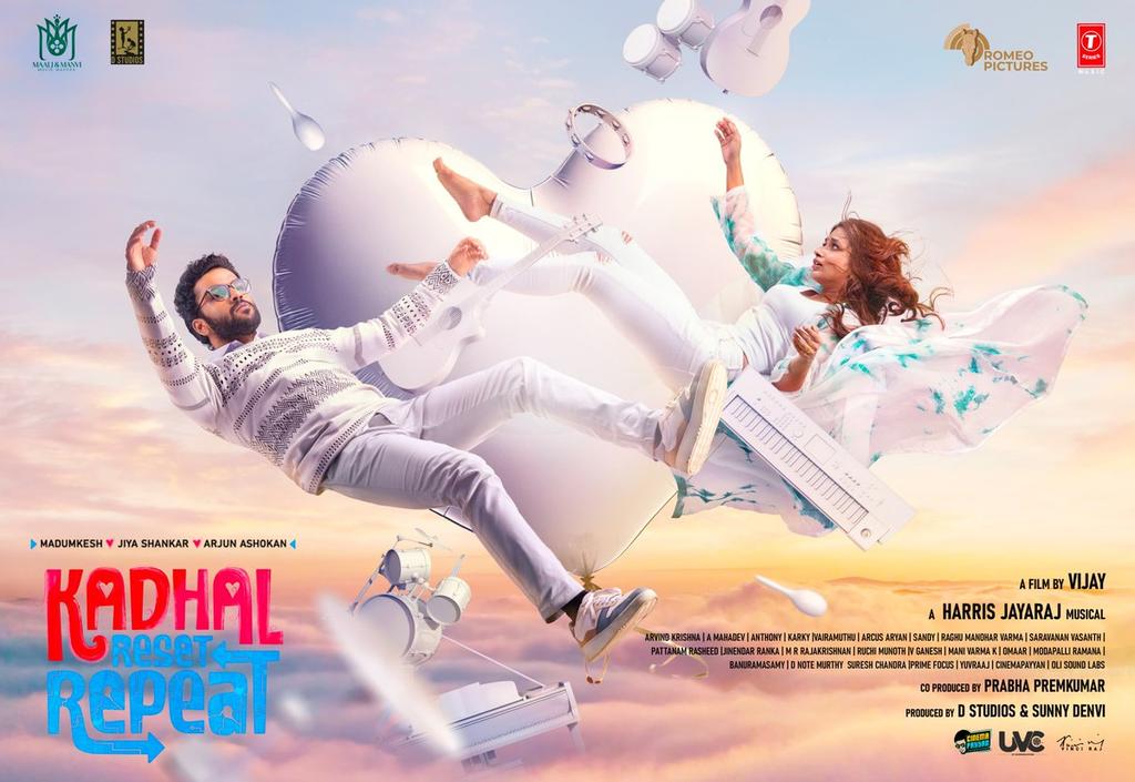 Day 2 > Day 1. The hype is real! 🔥📈
2026 belongs to great stories. ❤️👏
Book your tickets for #KadhalResetRepeat! 🎟️🎬