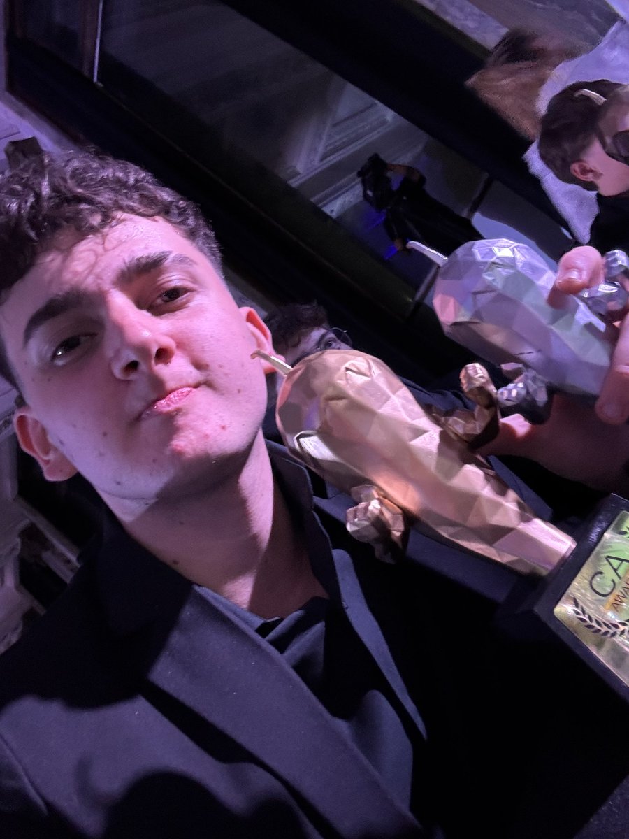 La Agusneta tweet media