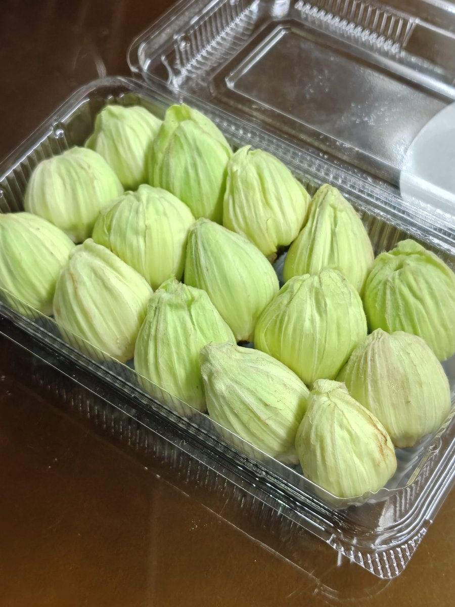 kisobaseisuke's tweet photo. ☆生そば清助で御座います。
春の旬の食材、ホタルイカやふきのとうを入荷致しました。

【ホタルイカ天麩羅】
【ホタルイカ辛子酢味噌添え】
【ふきのとう天麩羅・ふき味噌添え】

などの一品料理でご提供致します。
是非ご賞味下さい。

#生そば清助　#蕎麦　#天麩羅　#ふきのとう　#ホタルイカ https://t.co/TJpDR6cA67