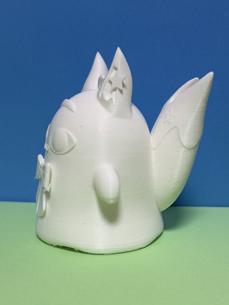 ミテイルさん。

0.2のノズルを追加購入、形状修正して高さ8センチで出力テスト。
サポートは大まかに外しただけだが。

細かいところも思ったよりキレイに出てて嬉しい☺️

そして、次の週末は極楽湯のコラボ行かねばー。
白上フブキの湯に浸かりたいー。