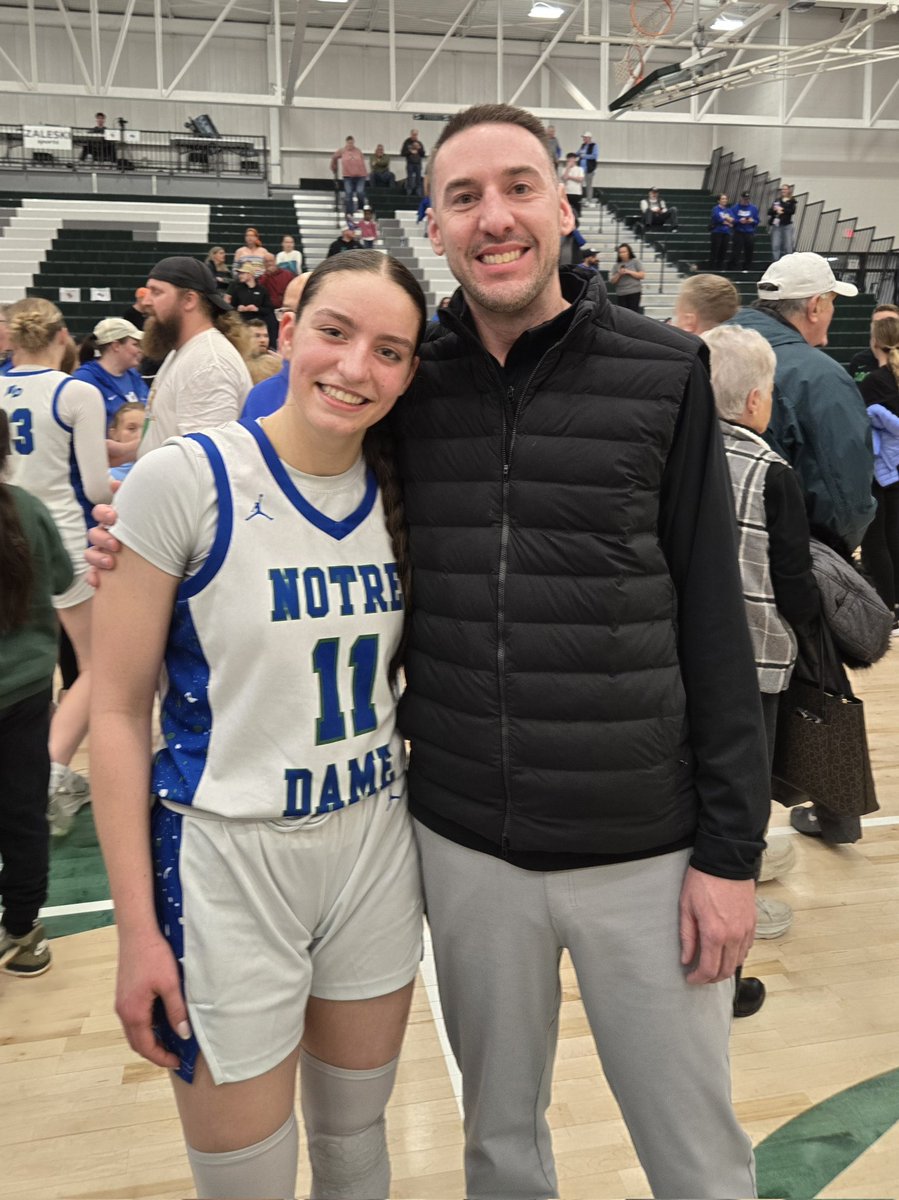 Maisie Hinz tweet media