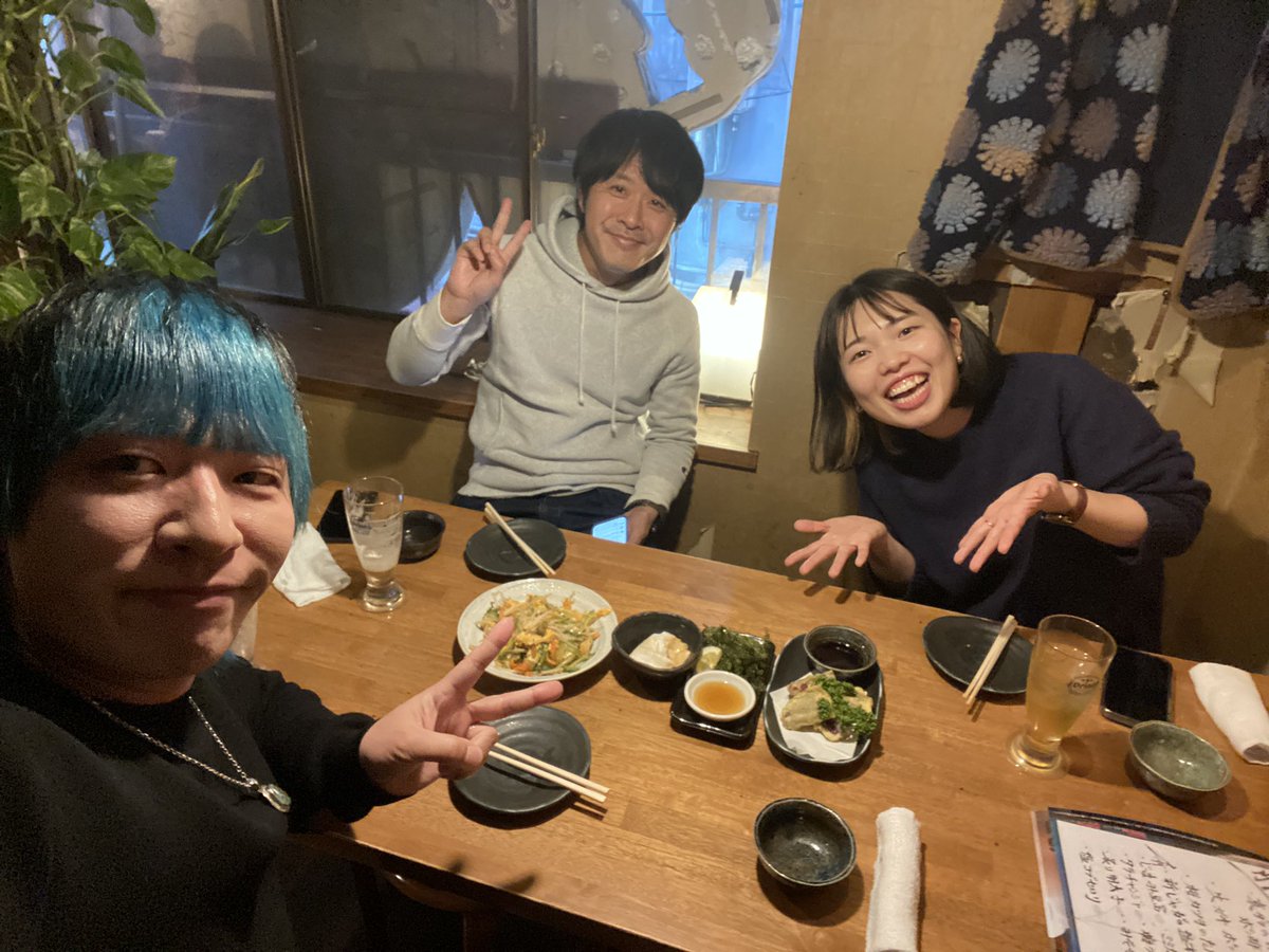 Freedom_KEITA66's tweet photo. UNHCRの仲間とランチからのはしご酒🍻
みなさん行動力がすごくて刺激たくさんの１日でした🙋🏻‍♂️
もう10年近いお付き合いになりますが、退職してからも、こうして集まれることに感謝です🙌🏻
また月末の花見も決定したし楽しみ楽しみ🤗 https://t.co/Rd4rH5L8z5