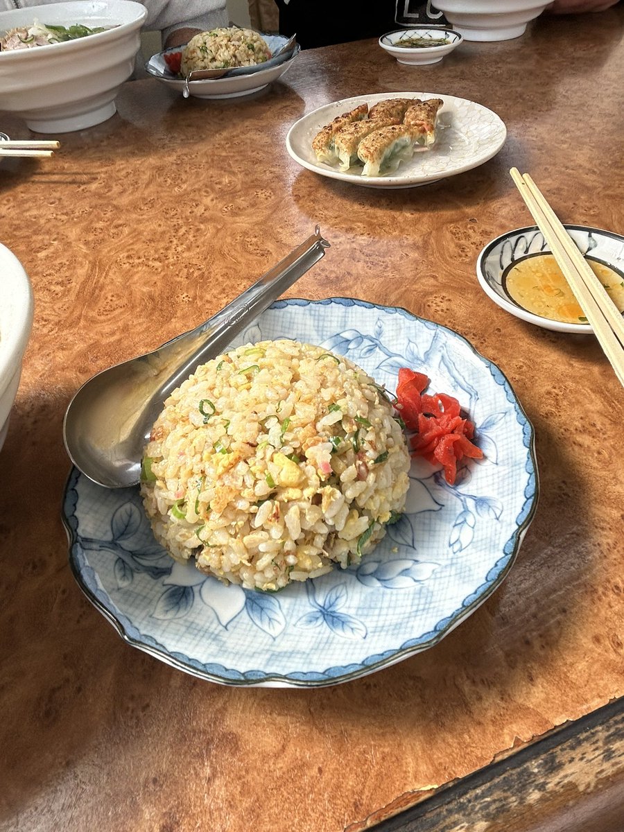 良平 tweet media