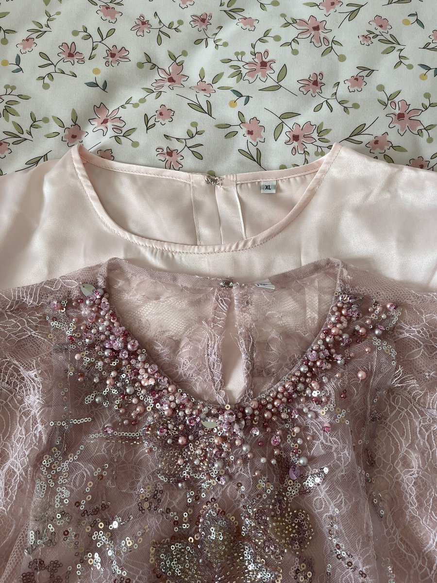 Dessintaeka's tweet photo. Siapa yg masih cari baju lebaran yuk merapat
WTS dress pink by faramour id
size XL (LD 112)
full payet bagian depan
💵 harga beli 690k
📍Jakarta Selatan https://t.co/fPGOUADq8n