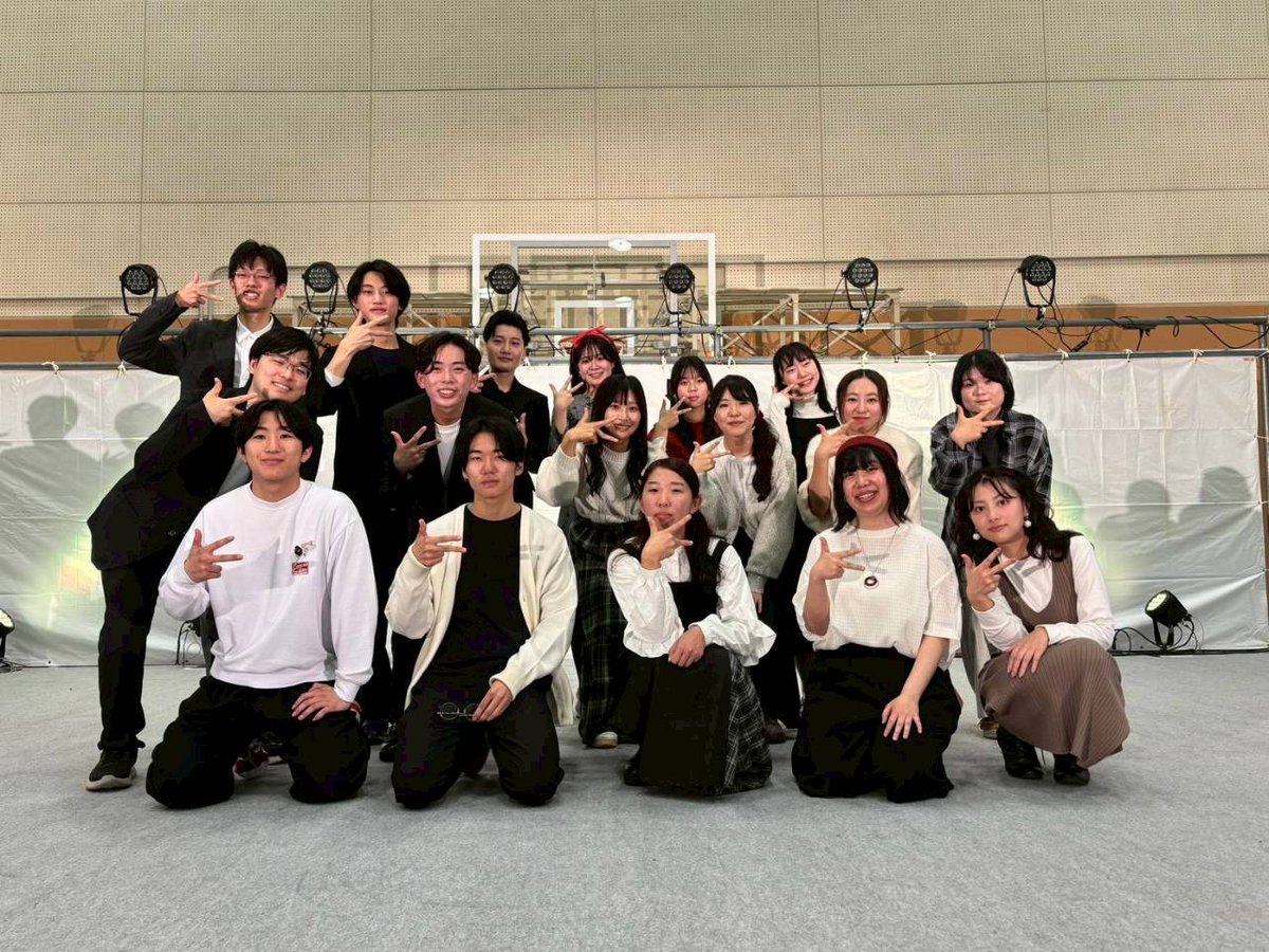 KineticBeats123's tweet photo. 広島大学に合格したみなさんおめでとうございます！！！🌸🎉
私たちKinetic Beatsは広島大学霞キャンパスでアカペラをしています🎤🎵
大学生になって何か始めたい人、歌うことが好きな人、どなたでも大歓迎です✨
私たちと一緒に歌いませんか？
#春から広大
#ようこそ広大 https://t.co/H3b7GZGGRU