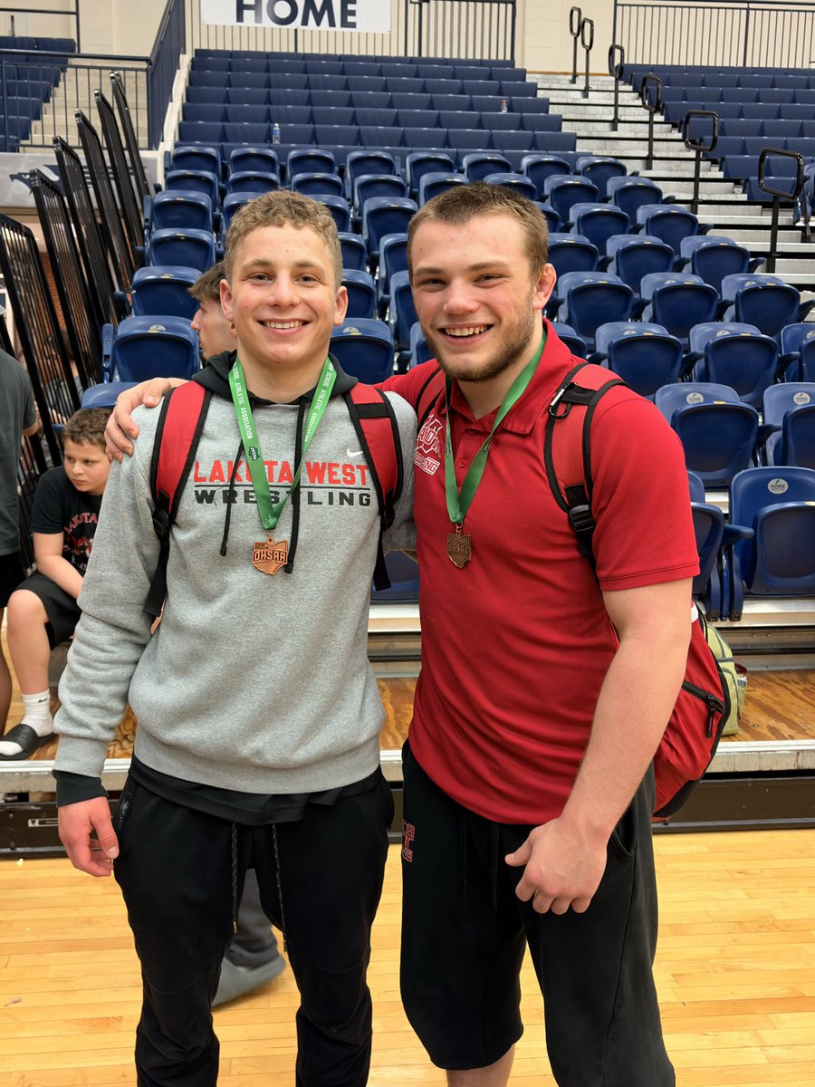 Lakota West Wrestling tweet media