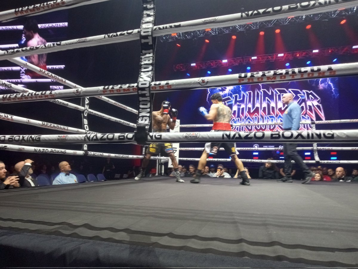 UppercutPromote's tweet photo. Perez over Lewis TKO 1:40 2nd https://t.co/VdP9x06R7A