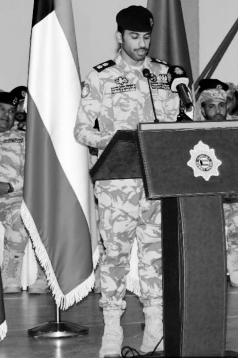 AskAboutKwt's tweet photo. وزارة الداخلية تنعى شهيدي الواجب المقدم ركن عبدالله عماد الشراح والرائد فهد عبدالعزيز المجمد من منتسبي الإدارة العامة لأمن الحدود البرية 

- استشهدا فجر اليوم أثناء أدائهما واجبهما الوطني في إطار المهام الأمنية المنوطة بوزارة الداخلية

- أعربت عن بالغ الحزن والأسى لهذا المصاب مؤكدة أن أبناءها من رجال الأمن يواصلون أداء واجبهم بكل شجاعة وتفان في حماية الوطن وصون أمنه واستقراره